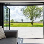 Casa vacanze Perfect Family Retreat With Hot Tub, Nr The Lakes *
