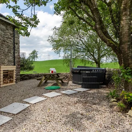 Perfect Family Retreat With Hot Tub, Nr The Lakes Prázdninový dům *