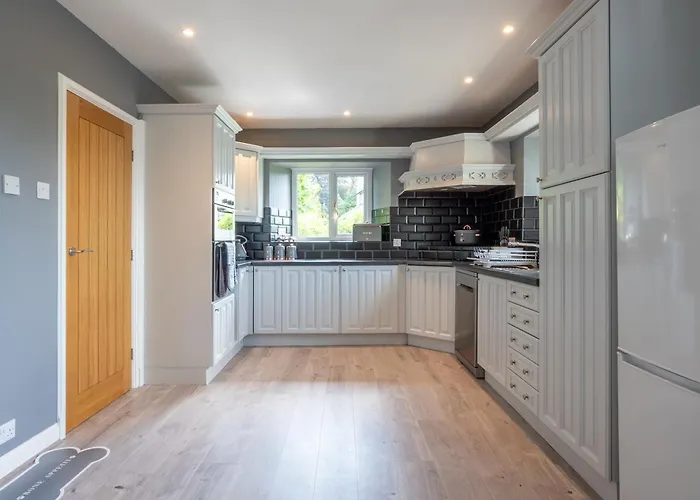 Perfect Family Retreat With Hot Tub, Nr The Lakes