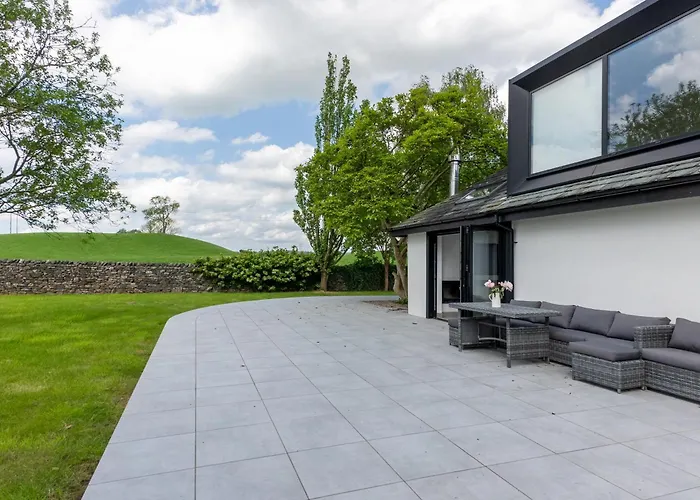 Perfect Family Retreat With Hot Tub, Nr The Lakes * Natland