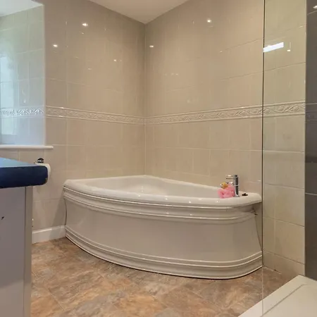 Perfect Family Retreat With Hot Tub, Nr The Lakes Hébergement de vacances Natland